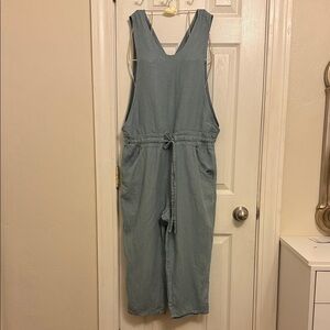 notPERFECTLINEN 100% Linen Blue V-Neck Sleeveless Jumpsuit